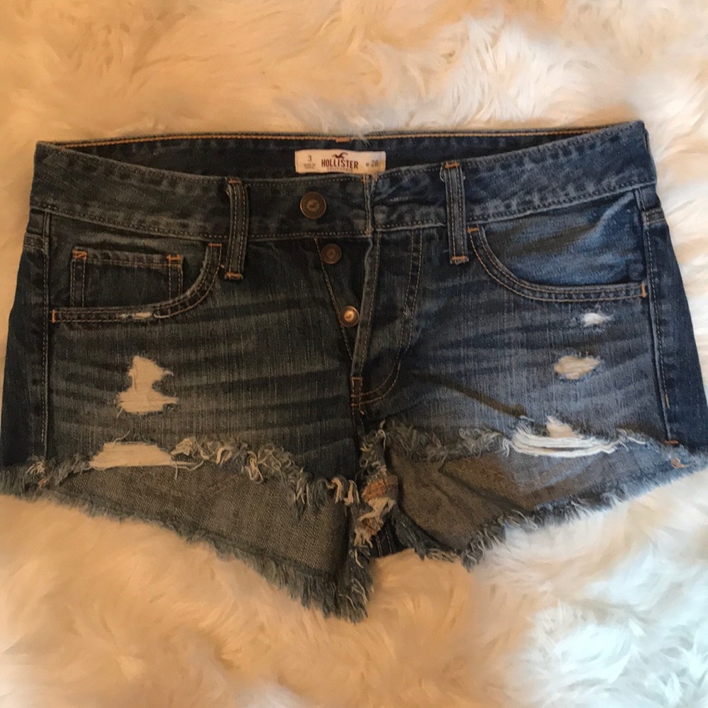 Hollister shorts size 3/26